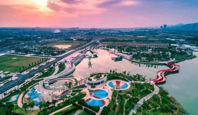 13天鹅湖公园.jpg